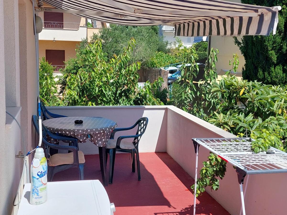 Apartmani Toni Vodice Eksteriør bilde