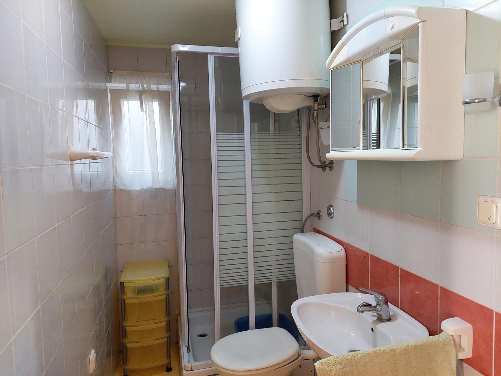 Apartmani Toni Vodice Rom bilde